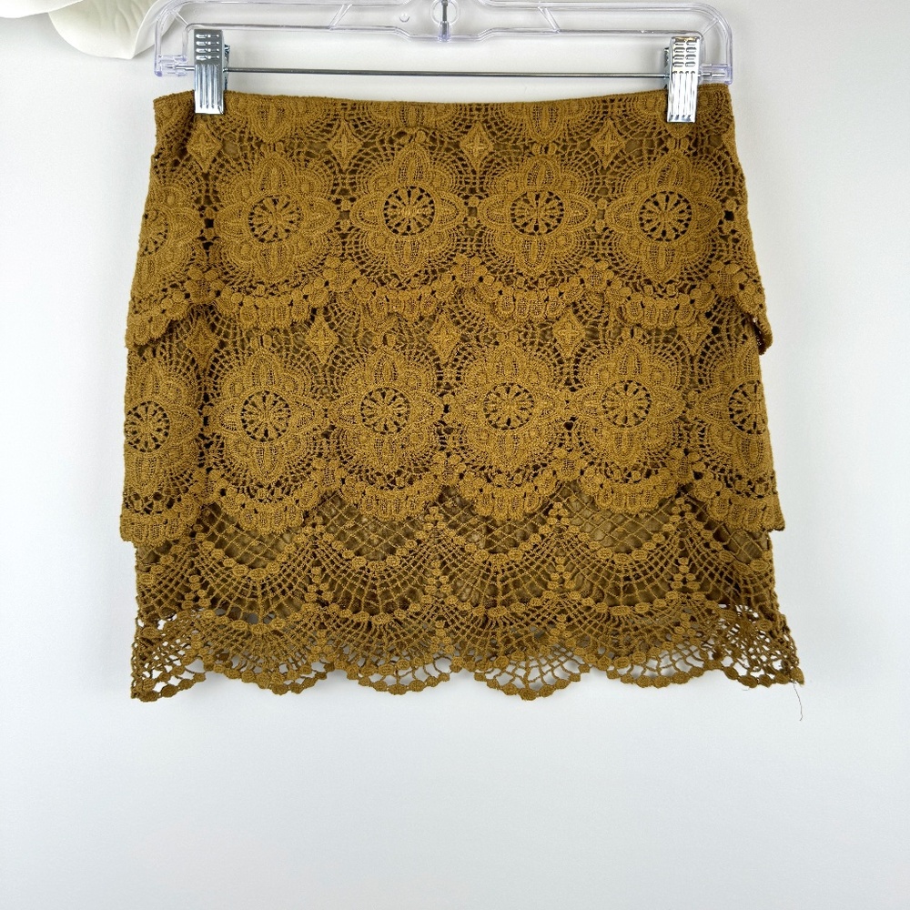ALTAR'D STATE Brown Tiered Lace/Crochet Woven Mini Skirt Boho Preppy / Size XS